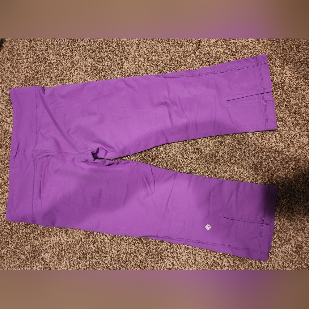 Lululemon capris